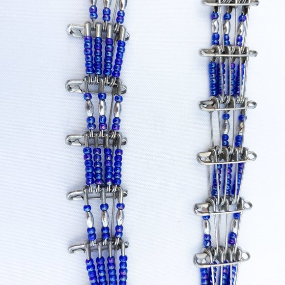 Gorgeous Vintage Style Handmade Beaded Safety Pin Statement Necklace - Picture 3 of 5